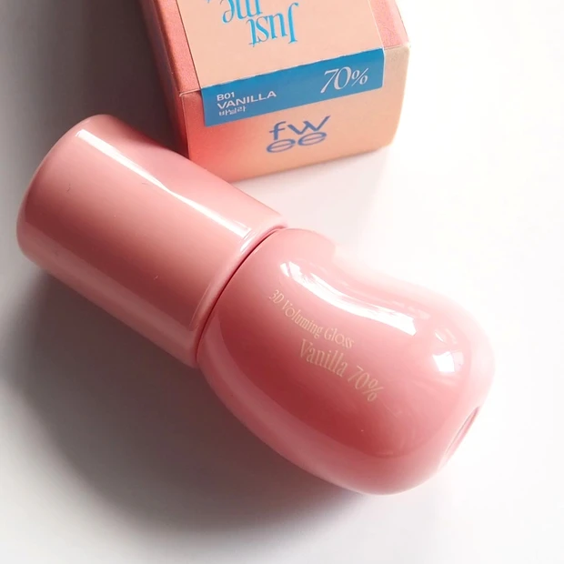 fwee 3D ボリューミング グロス＜B01 バニラ 70％＞