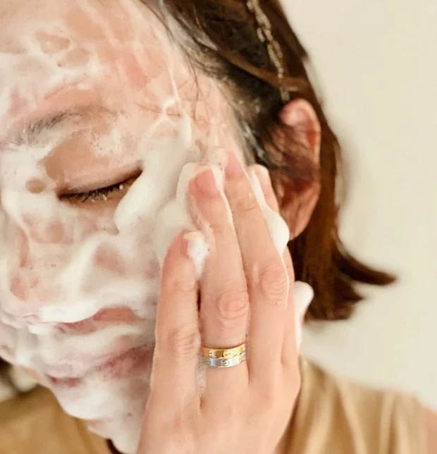 メラノCC「ディープクリア酵素洗顔」の口コミ