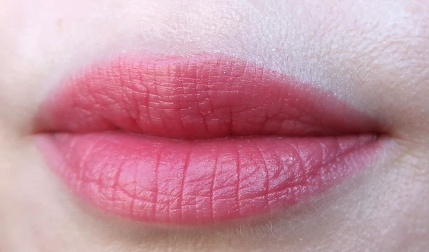 ドリームオン アリューリング リップスティックのみ使用