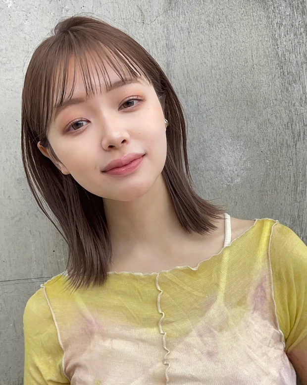 ボブ　ヘア　髪型　ヘアスタイル　大人　前髪あり