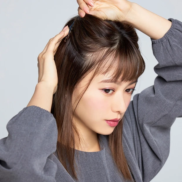 【山本舞香】大人でもトライしやすい新生・三角ハーフアップ4