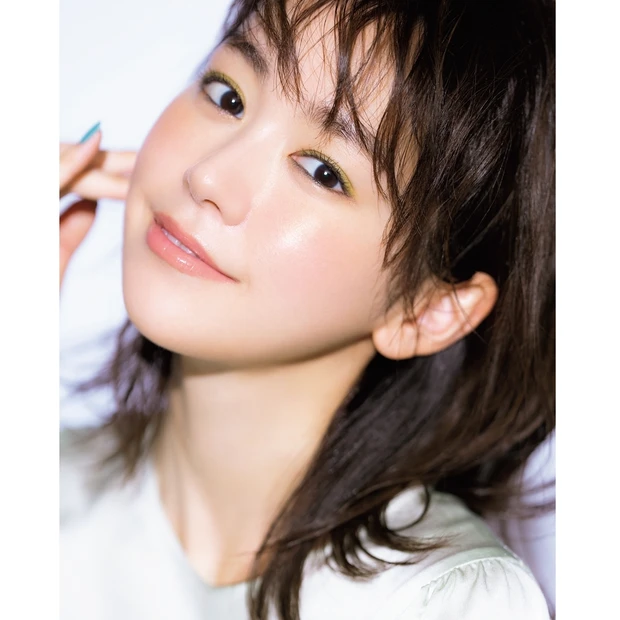 桐谷美玲さんの夏メイク! マイブームのグリーンで品良く大人っぽく