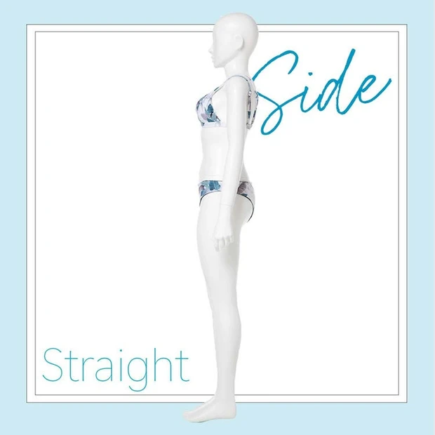 骨格ストレートタイプにおすすめの水着 1. ベーシックかつ大胆な三角ビキニ サイド