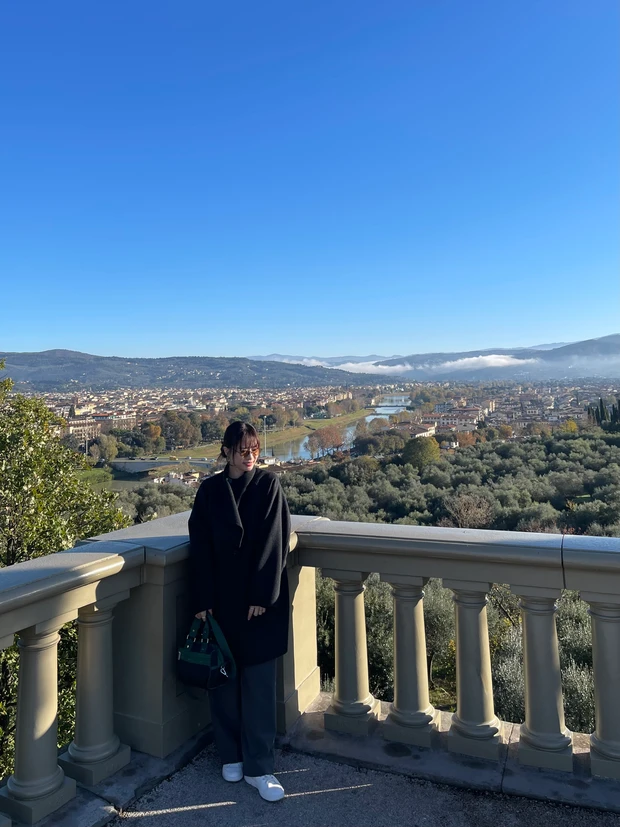 【自己紹介】マキアインフルエンサー１年目のmayukoです❤︎大人メイクスキンケアを研究中_1_2