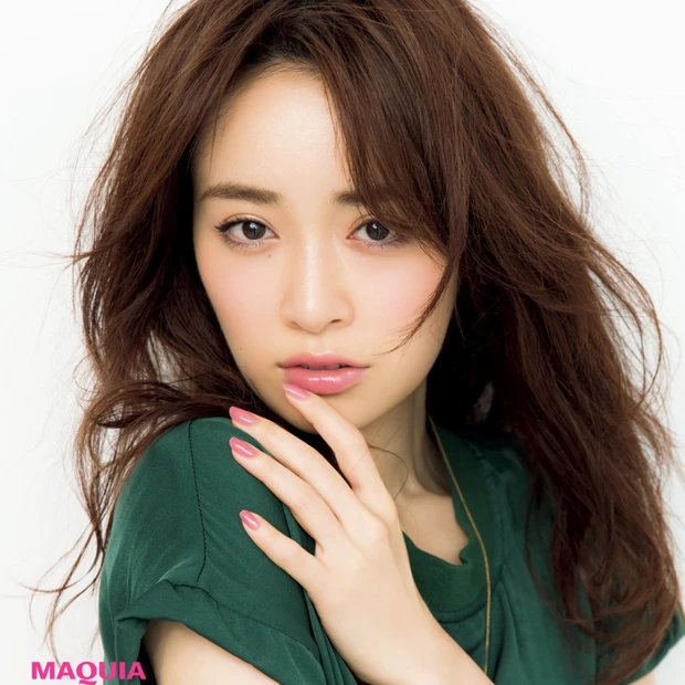 イヴルルド遙華のクリスマスまでに彼ができるメイク【木星人のKEYはハネ上…