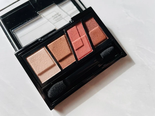 ブルベに似合う2022年今年使って良かった！プチプラアイシャドウ5選をご紹介します♡【スウォッチ有り】_7