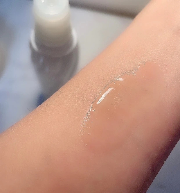 美白とシワ改善のW効果を実現した、大人女性のためのスキンケアラインの「ドレススノーローション」のご紹介_2_3