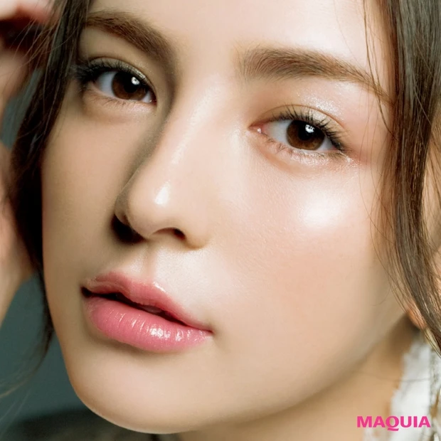 下地いらず&夕方になっても潤い力抜群。キレイが続く新作ファンデーション