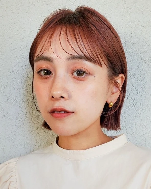 ボブ　ヘア　髪型　ヘアスタイル　大人　前髪あり