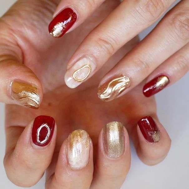 【セルフで簡単】とぅるんと艶やか！冬のニュアンスネイルを完全解説！_9_3