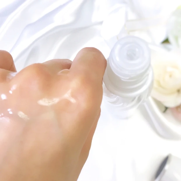 夏のスキンケアにぴったり☆アテニア ドレススノー ローション【医薬部外品】_2