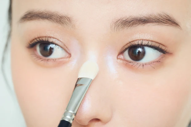 山本舞香さん 夏テラコッタメイク HOW TO MAKE-UP③