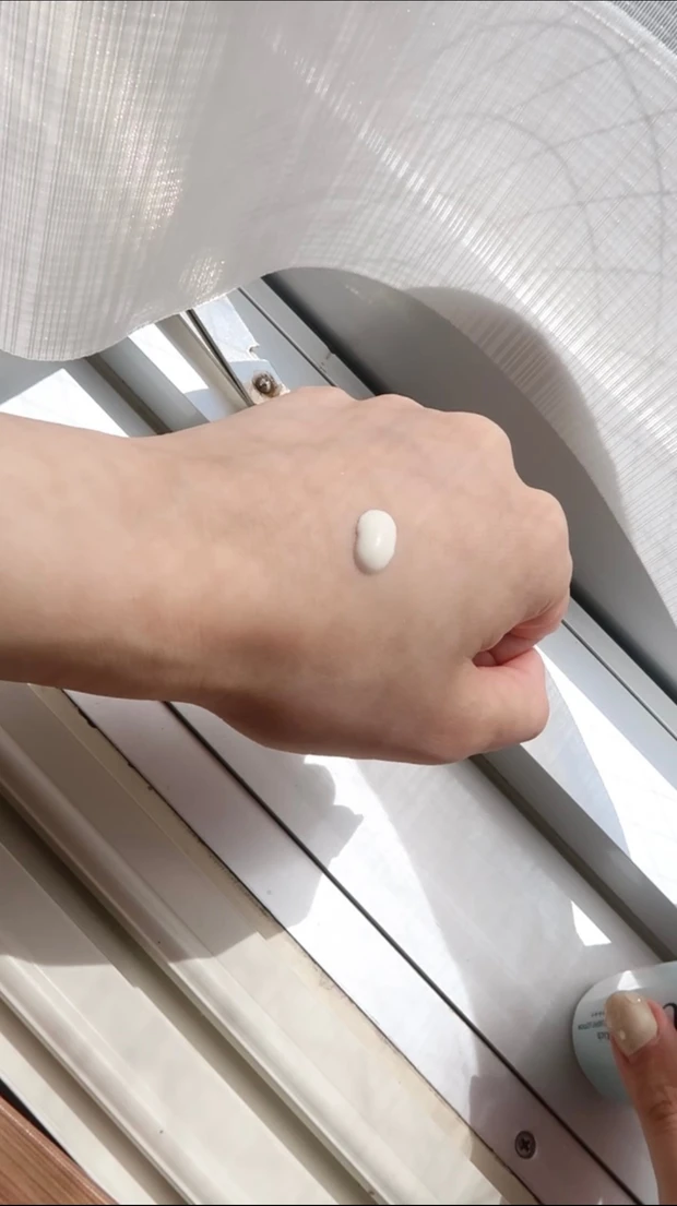 【次はこの日焼け止めがバズる⁉︎】動くたびに内側から発光するようなツヤ肌を"即席3秒で作れる⁉︎"Bioreのアクアハイライト ローションが優秀すぎた_2_1