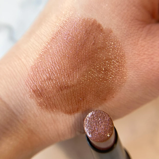 【KATE リップモンスター】
新色が本日発売♡♡既存カラー&ミニリップも交えてスウォッチします!!_18_2