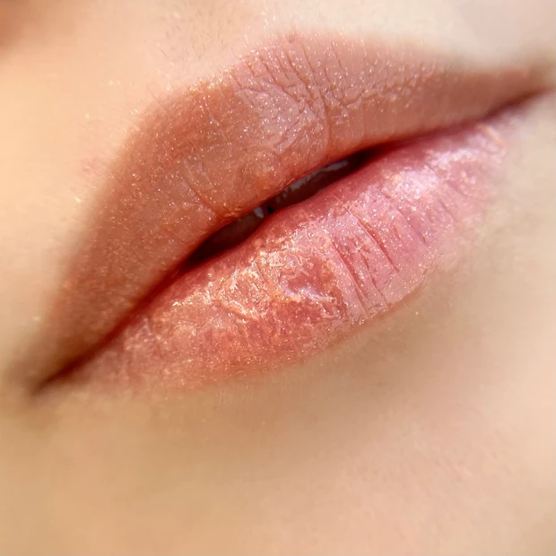 オペラ リップティントN 122 ルミナイズベージュ