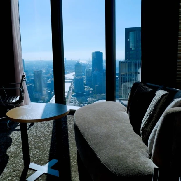 3つから選べるラグジュアリーステイ。身心を癒す場所CONRAD OSAKAへ