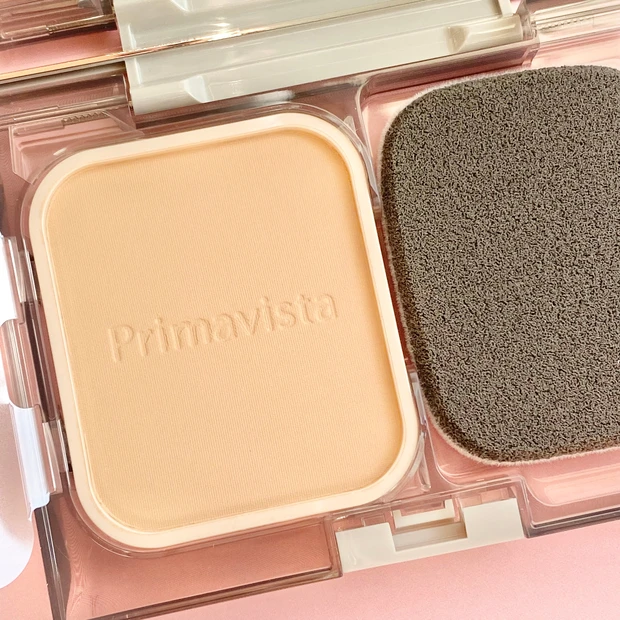 プリマの新作ファンデーション！専用両面スポンジでツヤ肌もフォギー肌も自由自在。_2