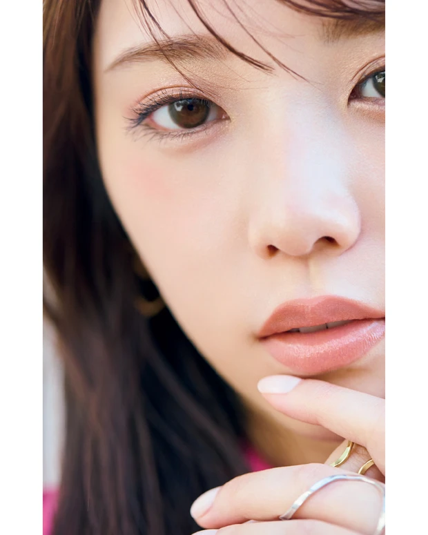 与田祐希さん ベージュリップ メイク HOW TO