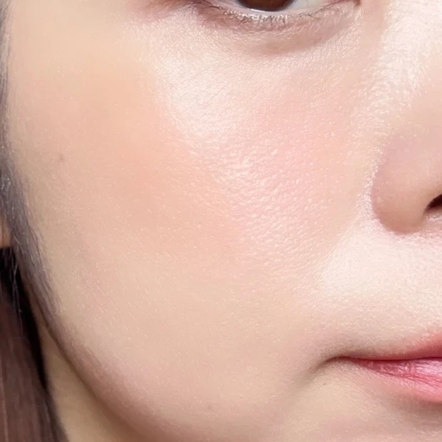 シャインハイライターバーム 02 ロージー