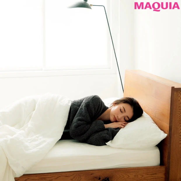 このむくみ、ホルモン不足？ 便秘、食欲が止まらない… 実は女性ホルモンと…