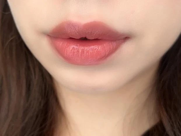 YSL ラブシャイン キャンディグレーズ 15