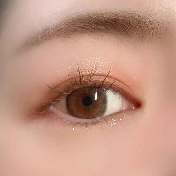 キャンメイク(CANMAKE)シルキースフレアイズ(マットタイプ)M04 キューピッドペタル アイメイク