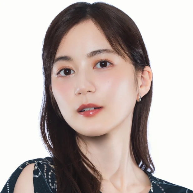 【生田絵梨花さん】オリーブヤング、シャクティマット…日々を支える美容を語る!〈インタビュー後編〉
