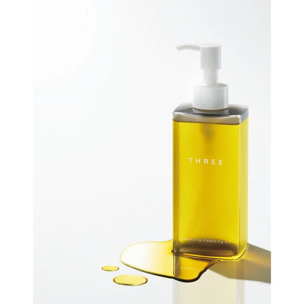 強く、しなやかな素肌へ。MAQUIA9月号プレミアム版付録・THREE新…