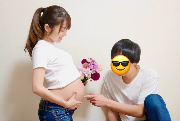 セルフでかわいいマタニティフォトを撮影する方法*グッズ・ヘアメイク・ポーズのポイントをご紹介します!_4