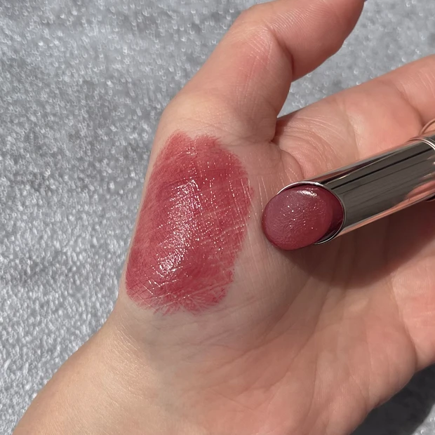 唇弱い人は絶対見て！みんなに聞いた荒れないリップ５選。_3_2