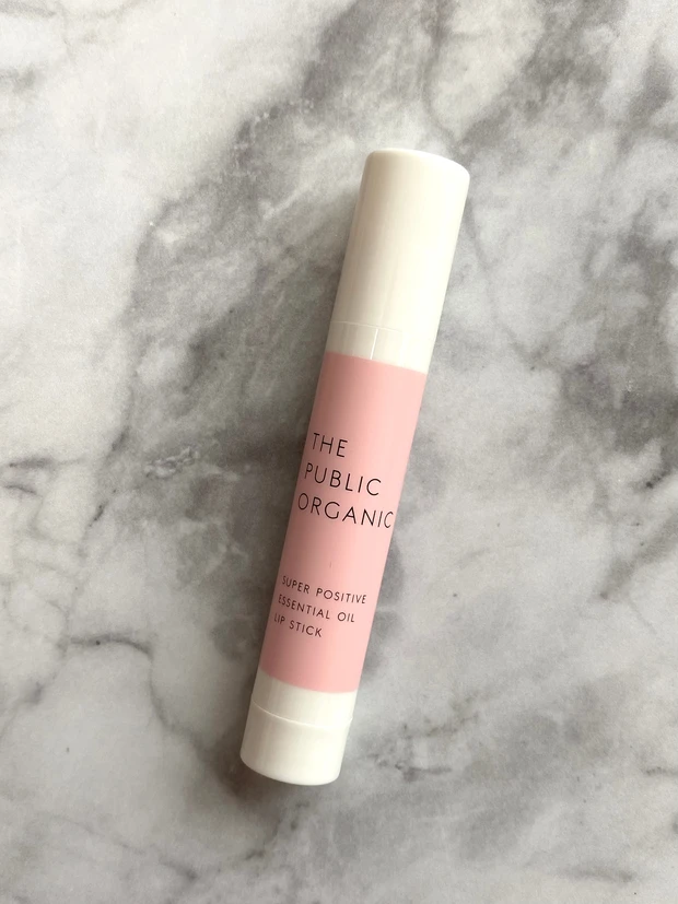 ザパブリックオーガニック　カラーリップスティック　オーガニックコスメ