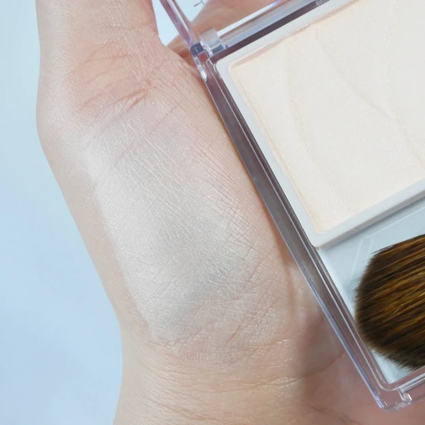 セザンヌ　トーンフィルターハイライト　CEZANNE ババアの粉