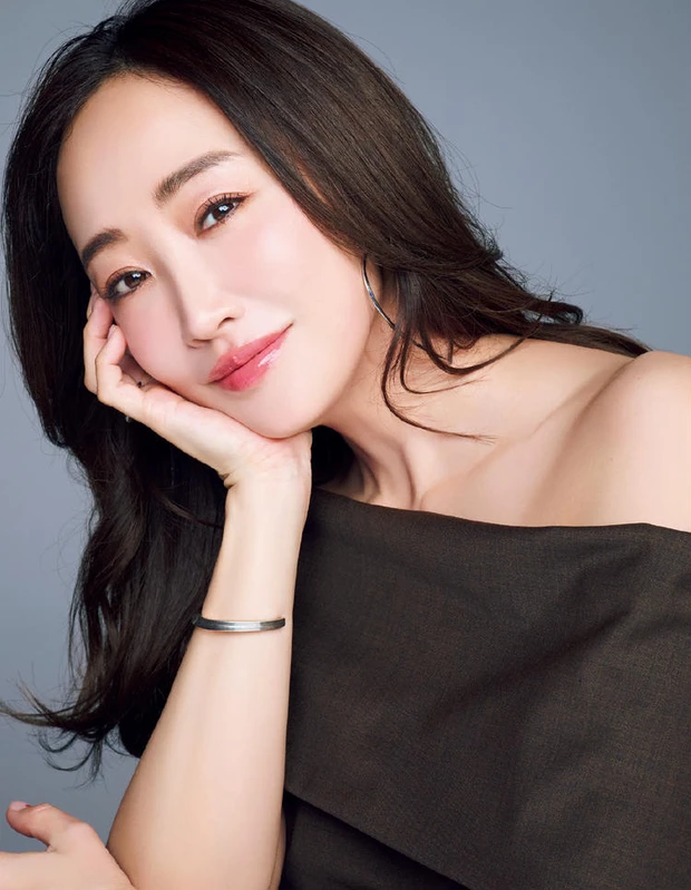 【5位】MAQUIA8月号付録は「神崎 恵名品コスメ図鑑」。超豪華11ブランドのラインアップを公開！