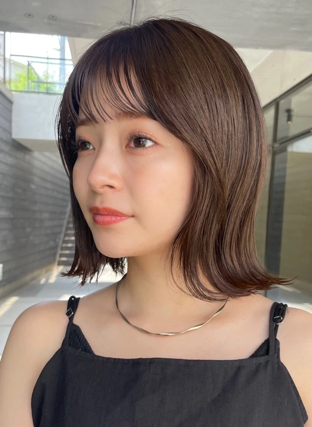 ボブ　ミニボブ　ヘア　髪型　ヘアスタイル　大人　前髪あり