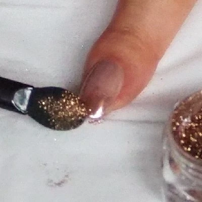 【セルフで簡単】とぅるんと艶やか！冬のニュアンスネイルを完全解説！_5_2