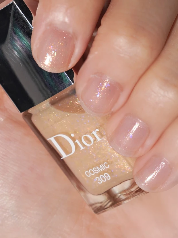 Diorホリデー限定品をスウォッチ。【クリスマスコフレ2022】華やかなクリスマスが今年もついに登場。_9_3