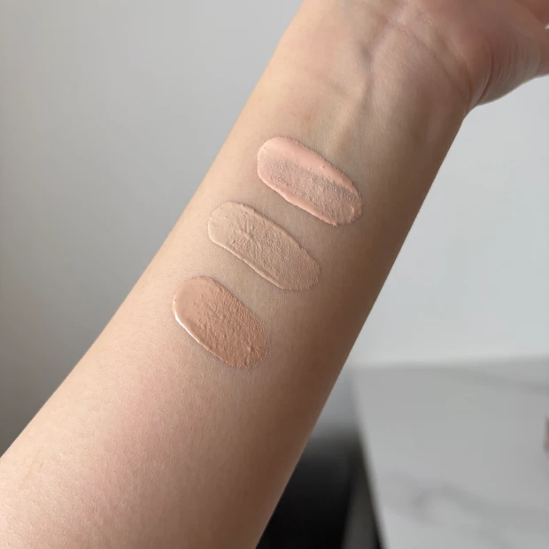 シンピュルテ ファンデ 色