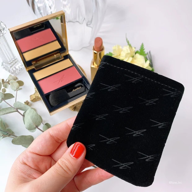 アンプリチュード　チークカバー