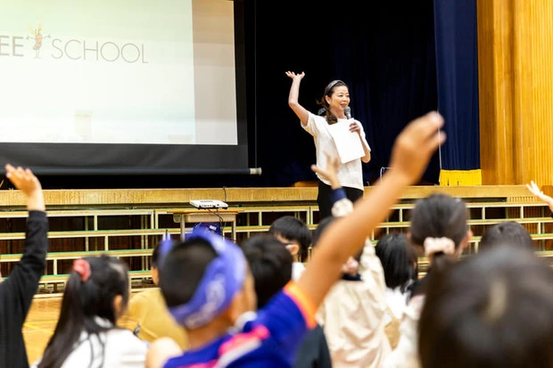 ゲラン　サステナビリティ　アベイユ ロイヤル　養蜂　SDGs　BEE SCHOOL　ミツバチ-3