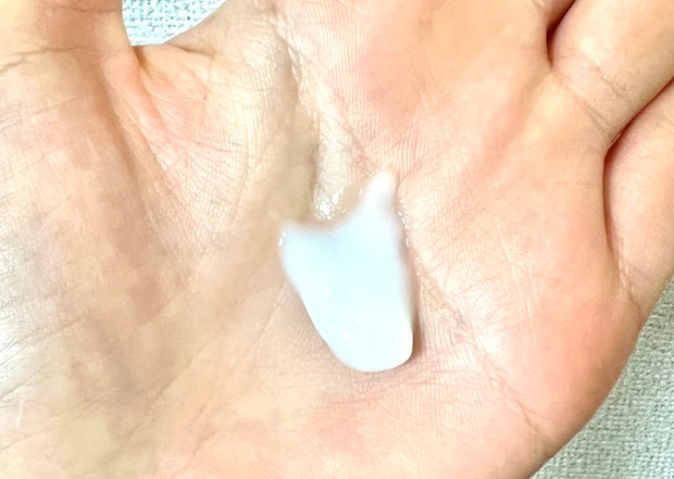 【リピ買い8個目、愛用歴3年の溺愛スキンケア】顔デカ・むくみを速攻解消!! 2分で輪郭がすっきり整った小顔アイテム【Before/Afterの画像も公開】_3