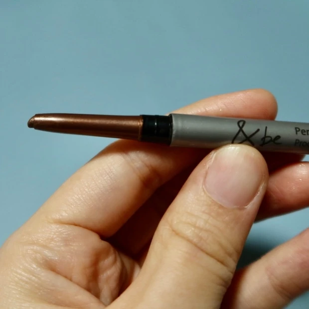 ツヤメイクが可愛い！&beのコスメ_4_1