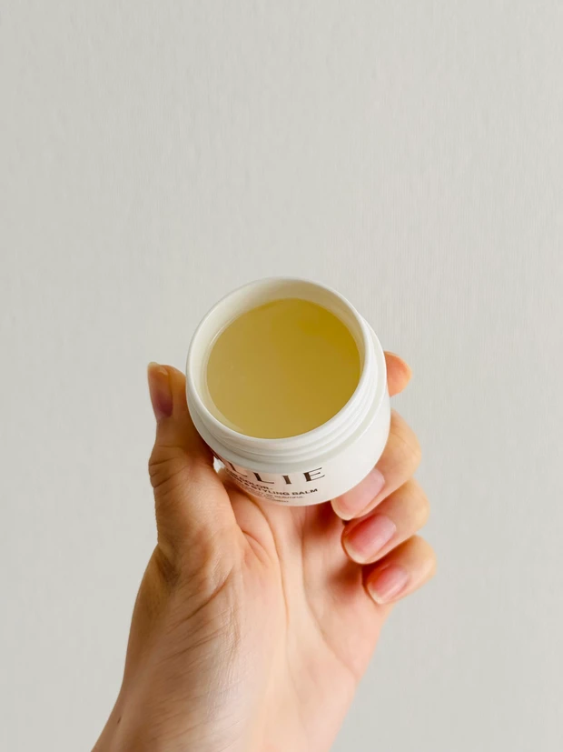 アリィーのUVヘアカラーロックバーム