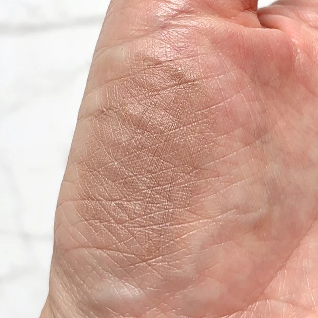 ロムアンド ハンオールブロウカラ 新色11 モカグレーのスウォッチ