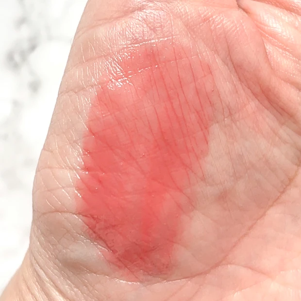 リップモンスター クリスタルポッド スウォッチ写真