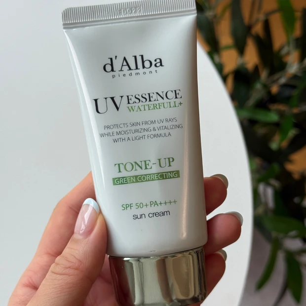 ダルバ  d'Alba クリーンティーツリーリポソームトーンアップサンクリーム グリーン