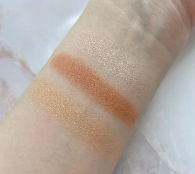 安達祐実 プロデュース コスメブランド アイカラーパレット 01 amber more