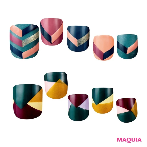 ネイルもおしゃれも「スモーキーカラー」ブーム到来。足元にも早速取り入れて…