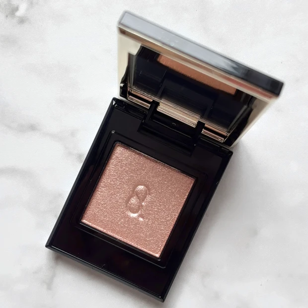 スック　アイシャドウ　人気色