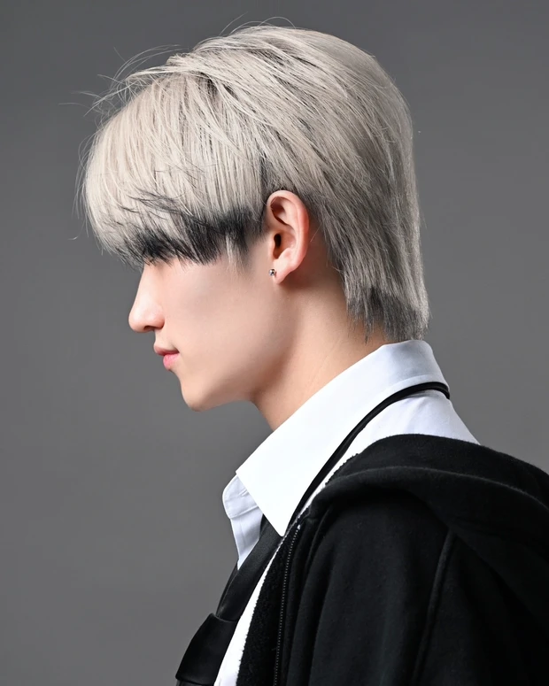 NI-KI(ENHYPEN)風 髪型 ヘアスタイル ハイトーンショートヘア サイド