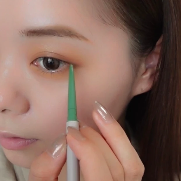 【橋本環奈ちゃんの表紙メイク】真似してみたよ！アイメイク・涙袋・リップヘアセットまで特徴を解説します！【メイク工程動画も♡】_8_1